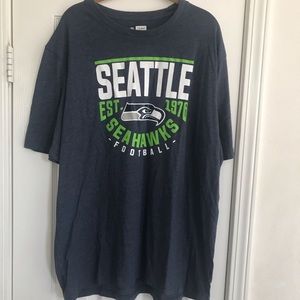 NFL T-shirt